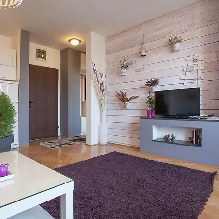 Violet Apartment